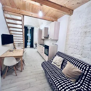 Urban Flat Dante - Timesrl , Bari Italia