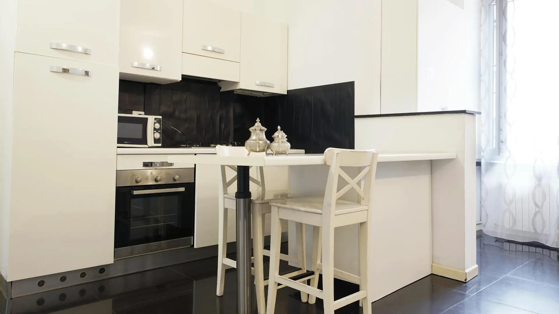 Bilocale Zona Centrale Apartment Milan